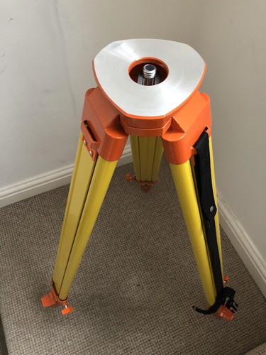 Aluminium laser level - , tripod